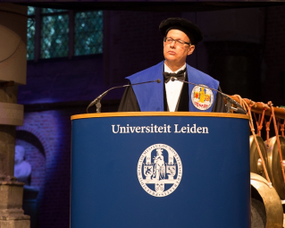 HKU Chair Professor of Humanities Frank Dikötter Awarded Honorary Doctorate by Leiden University